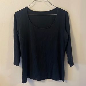 Black solid half sleeve top